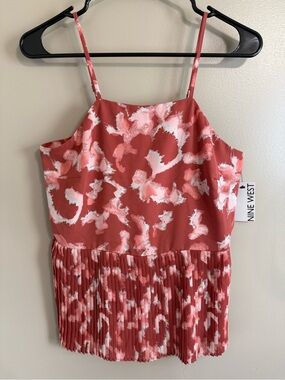 NWT Nine West Pleated Coral Pink White Watercolor Abstract Cami Whimsy Womens XS